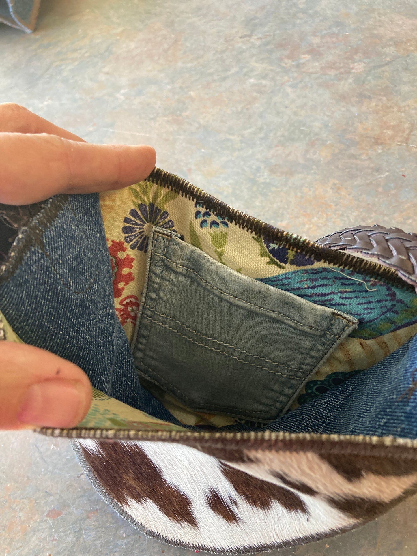 NOA / Cowhide Purse