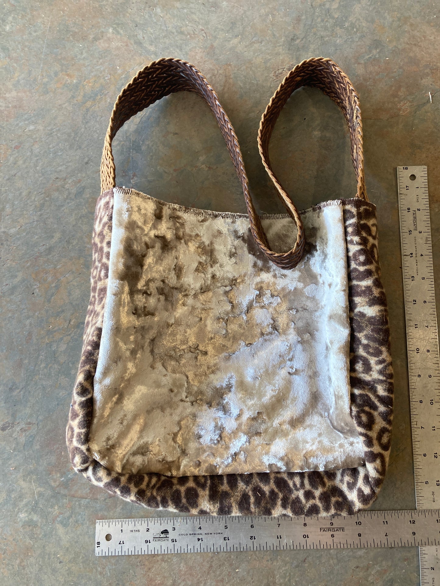 LORETTA / Crossbody