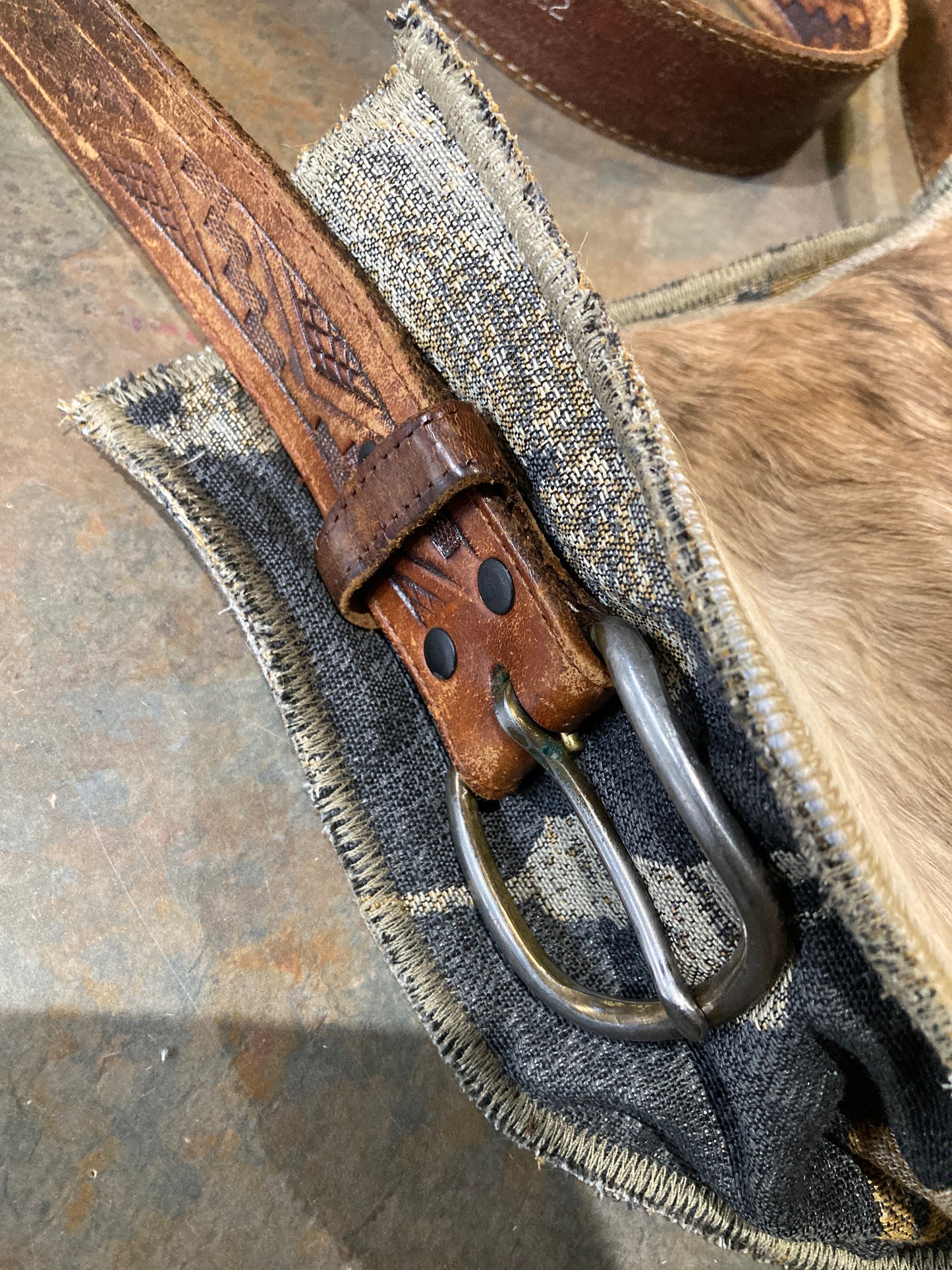 MERCEDES / Cowhide Crossbody