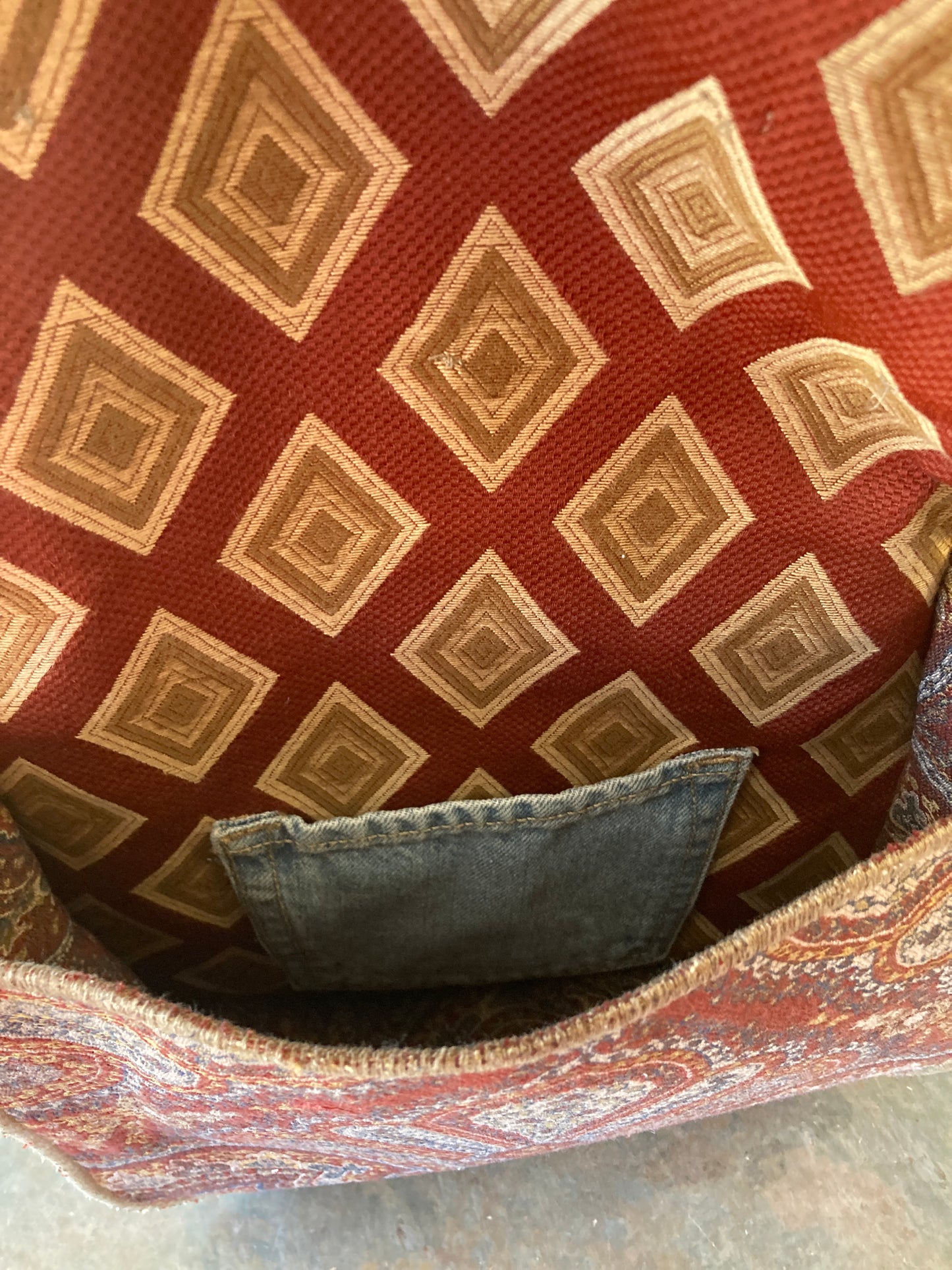 LYLA / Embellished Purse