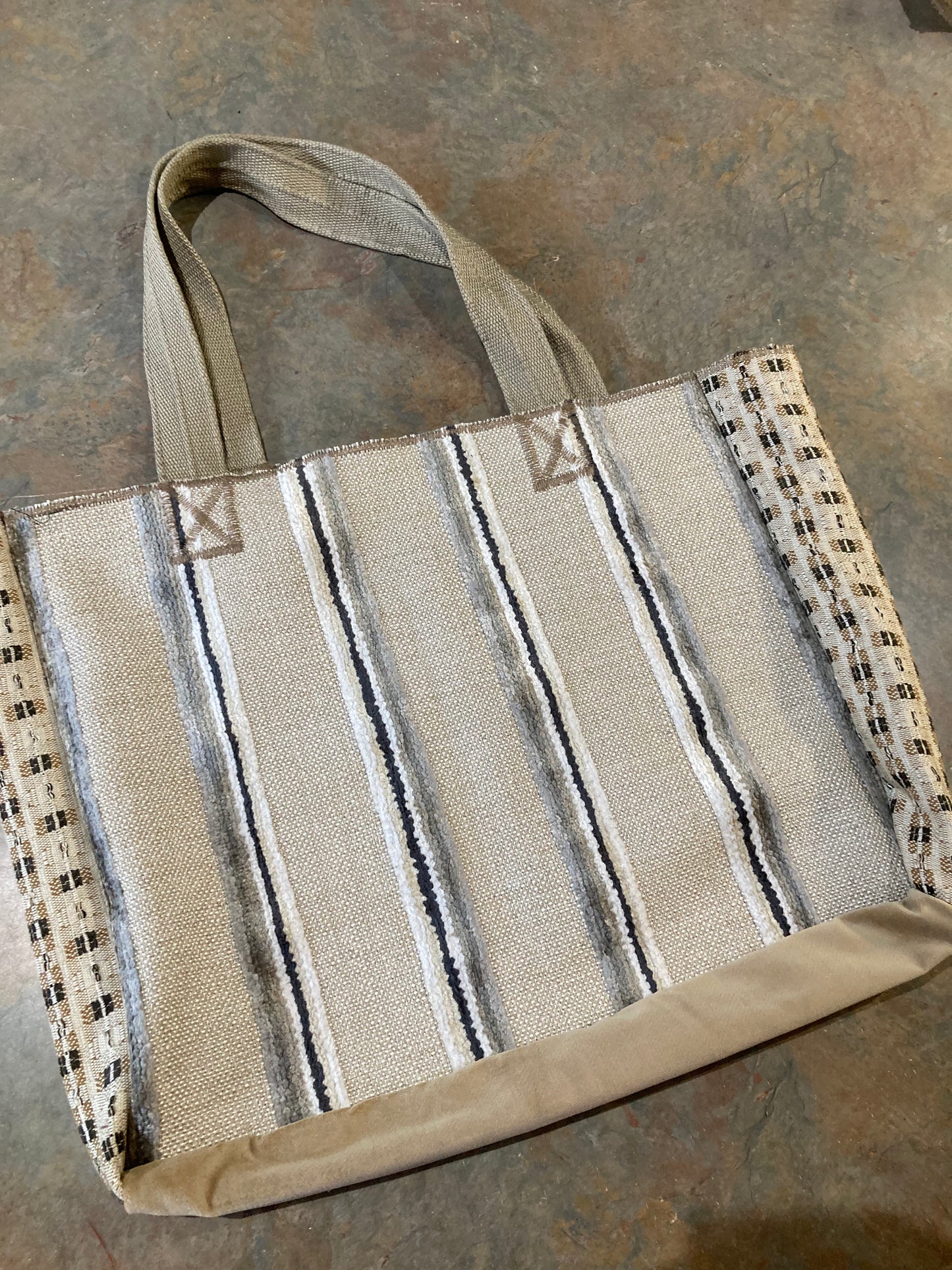 CAMILLA / Tote