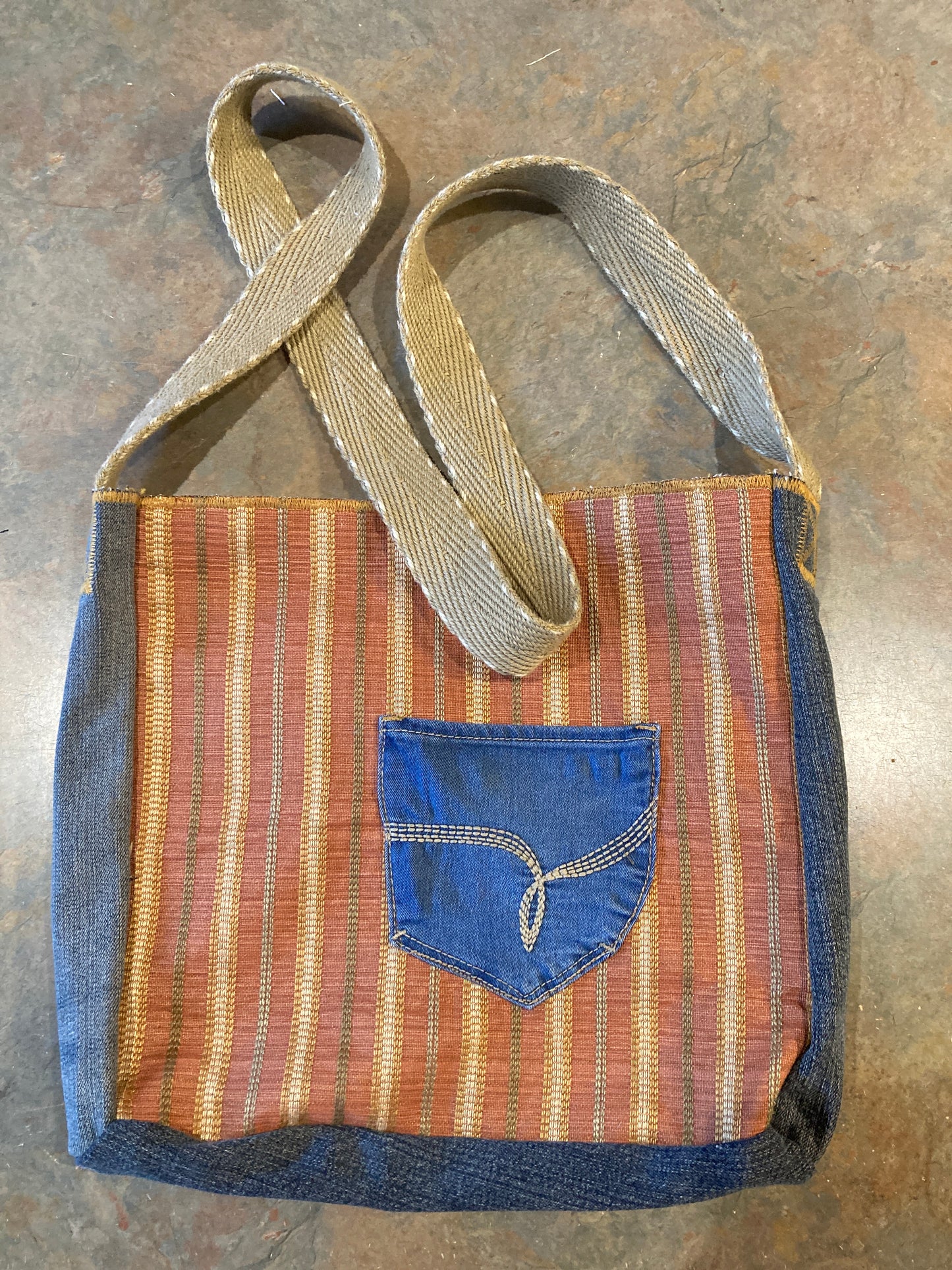 FINLEY / Crossbody