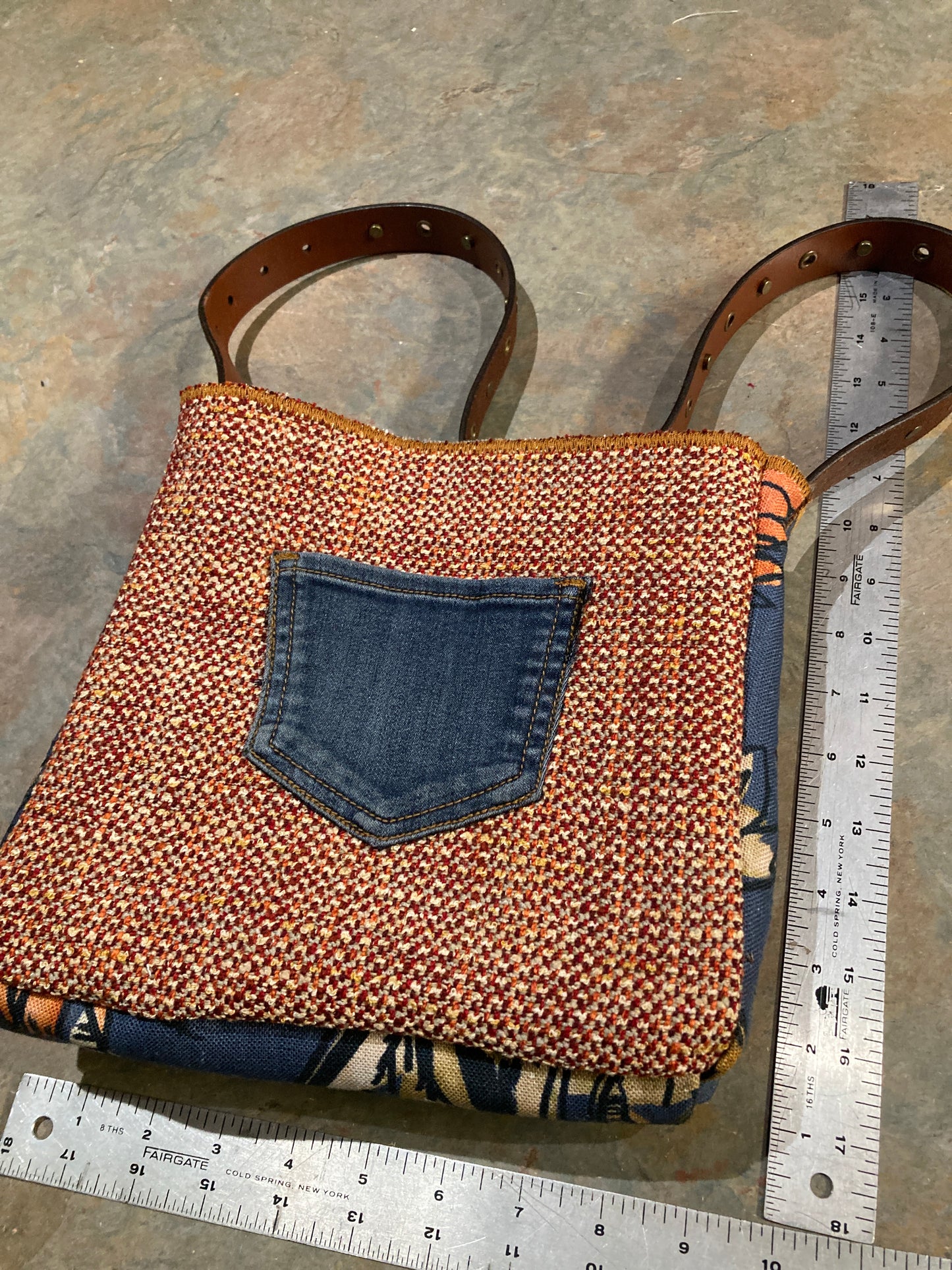 KESHA / Crossbody