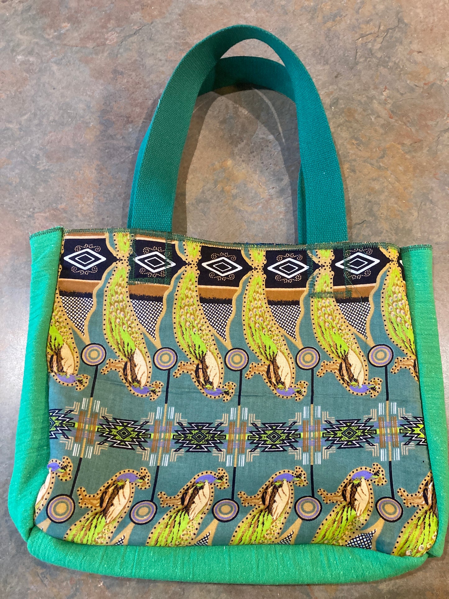 DIA / Tote