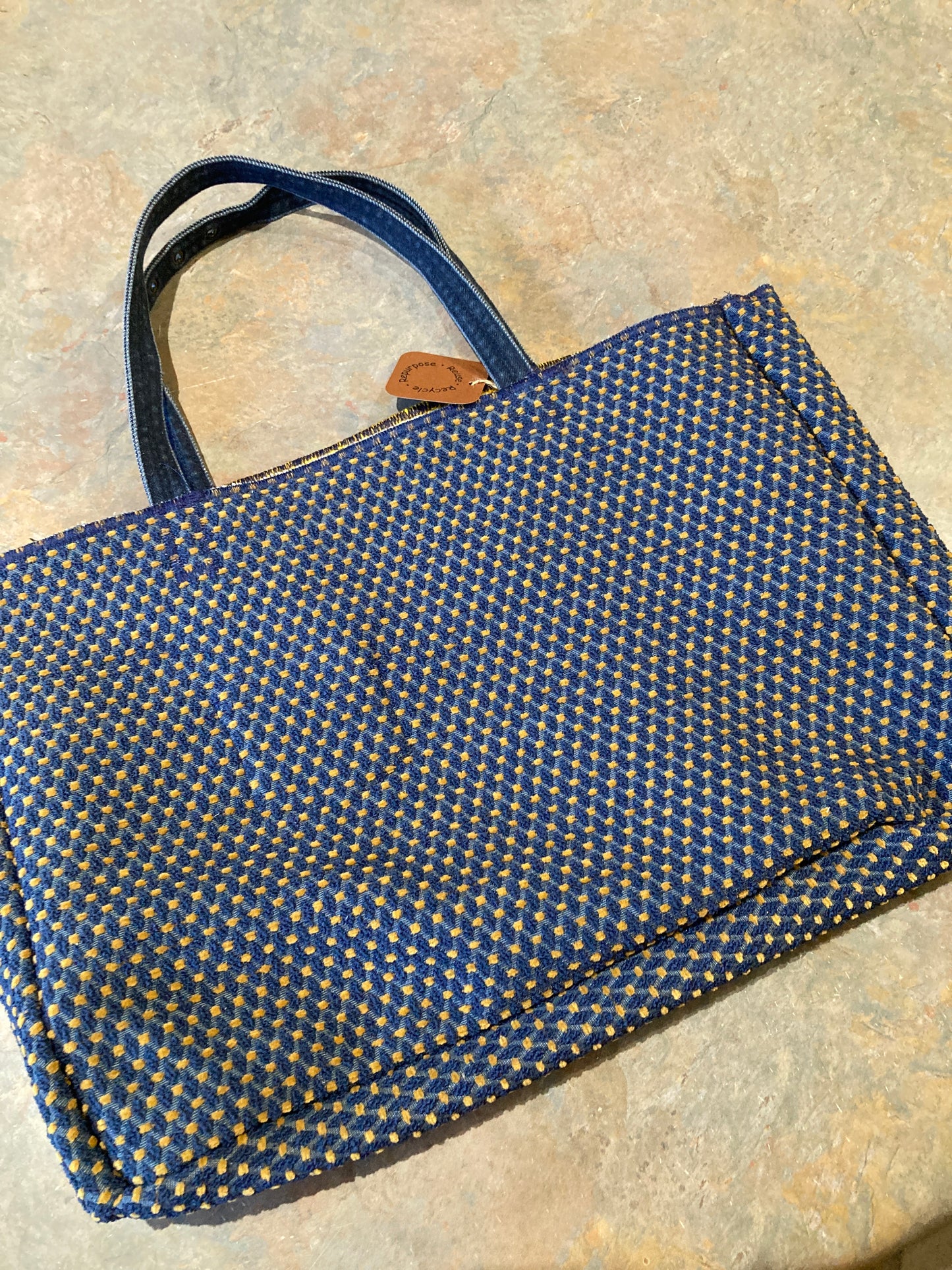 TAISSA / Handbag
