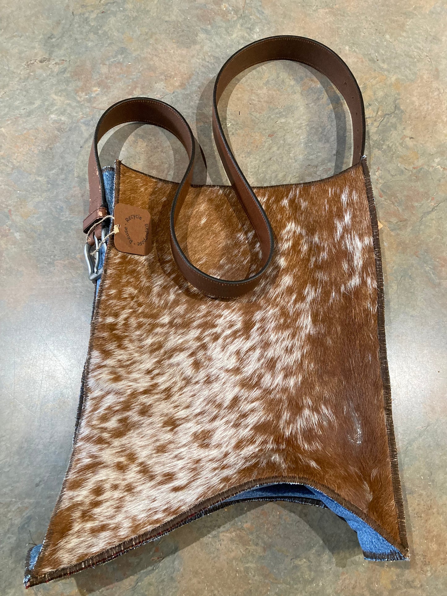 NAOMI / Cowhide Crossbody
