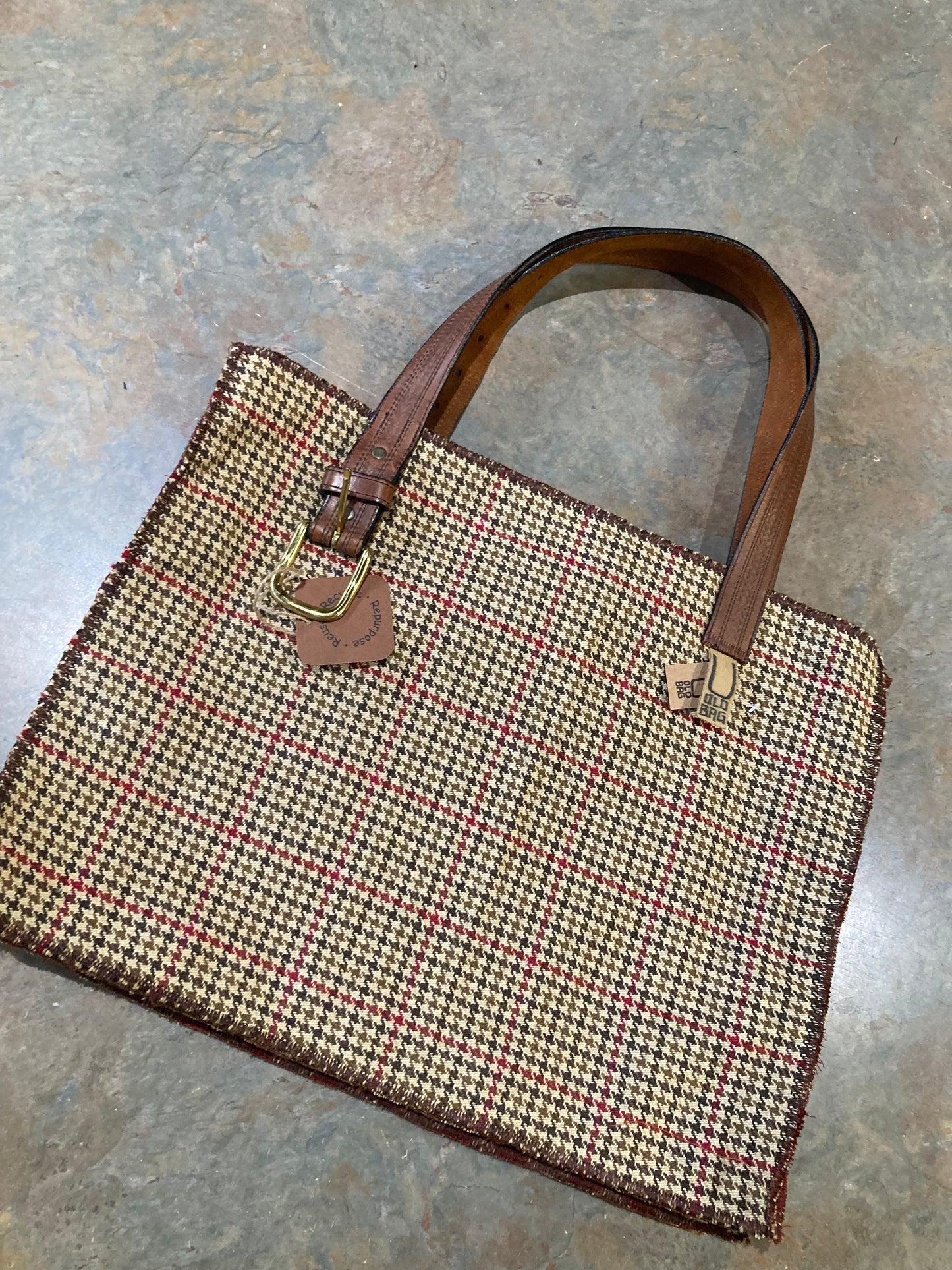 ELLA / Tote