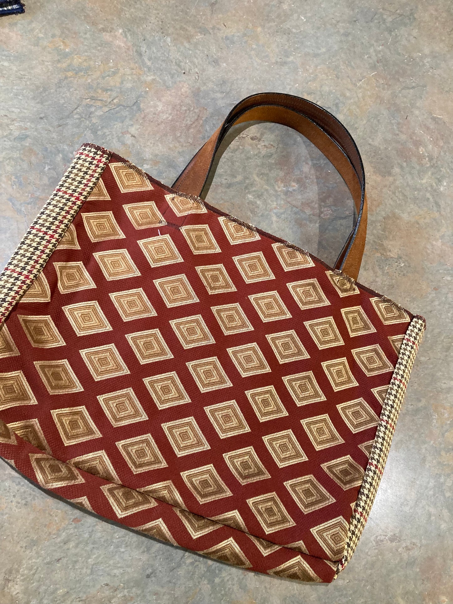 ELLA / Tote
