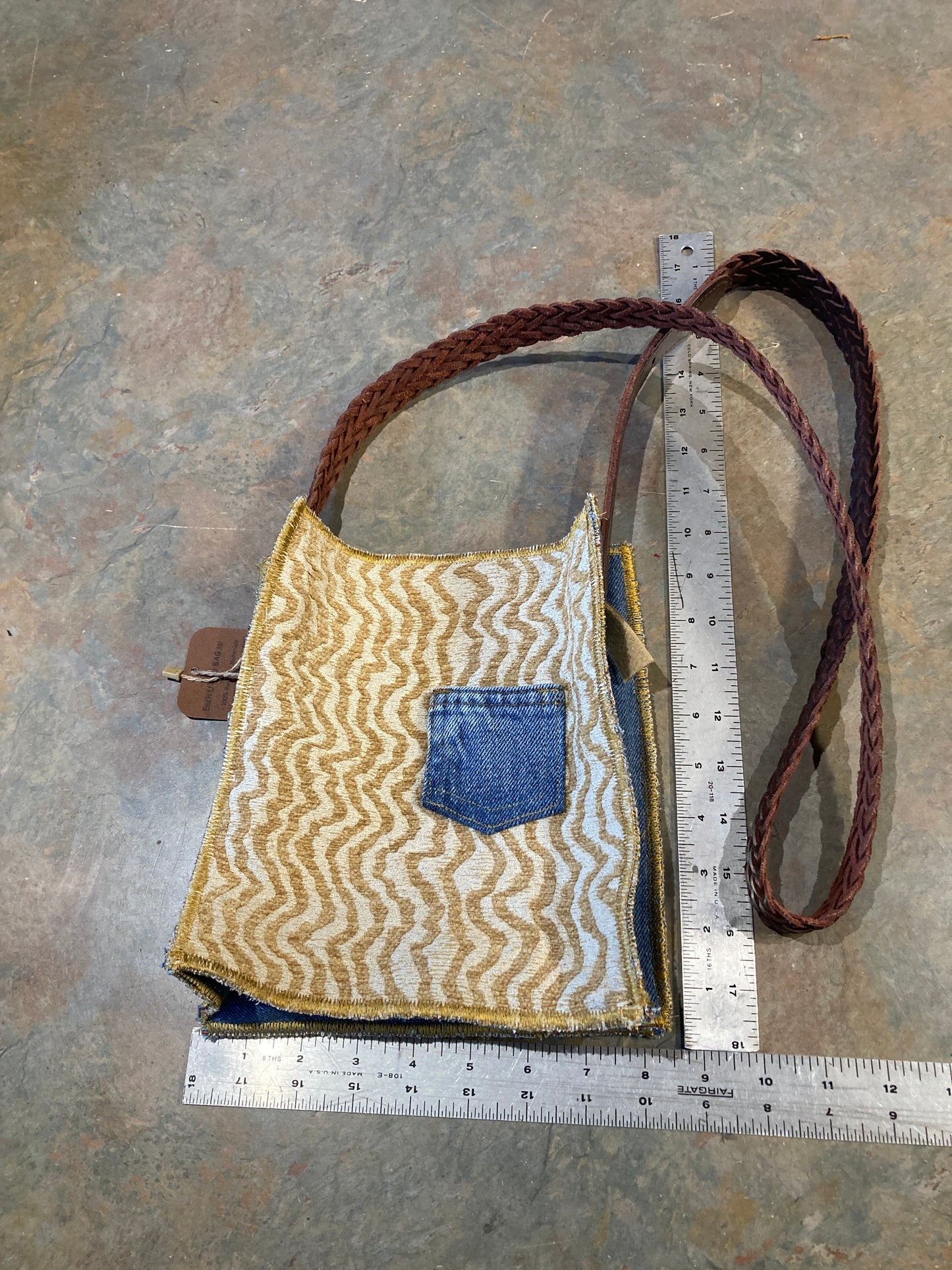 PILAR / Crossbody