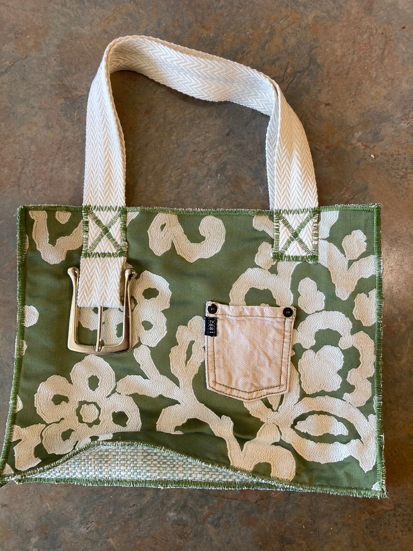 BLYTHE / Tote