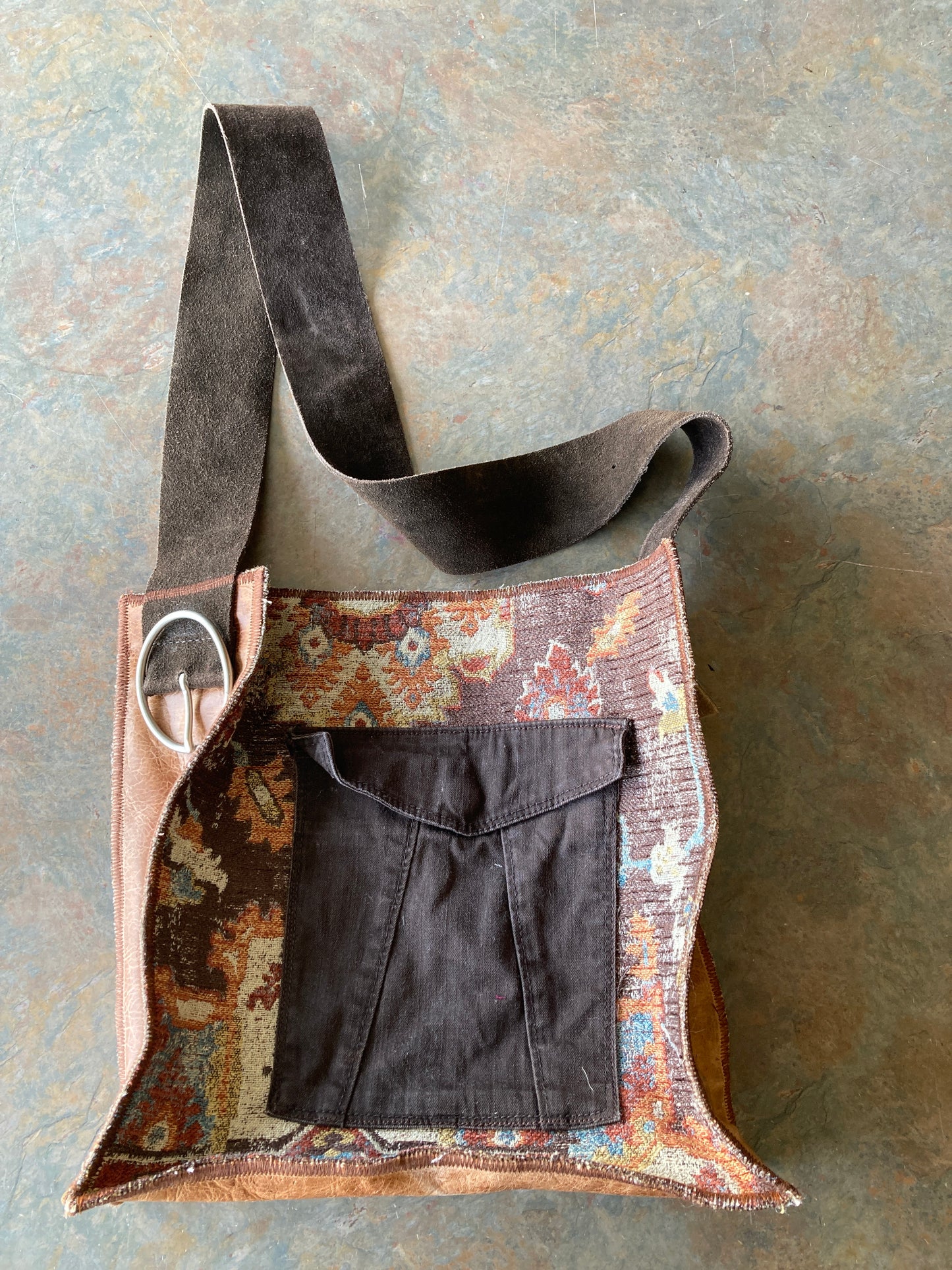 KIKI / Crossbody