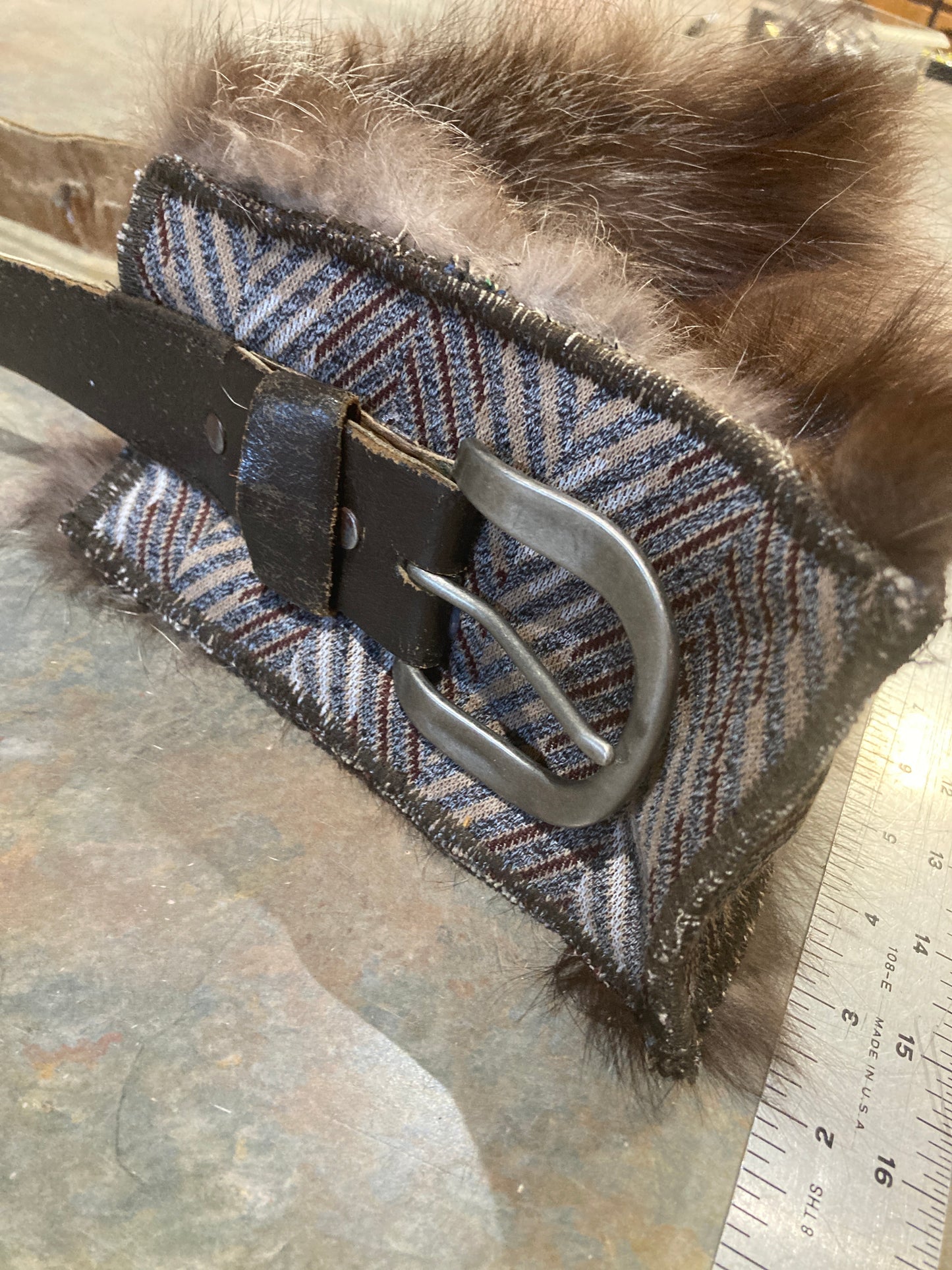 ALESSANDRA / Fur Crossbody
