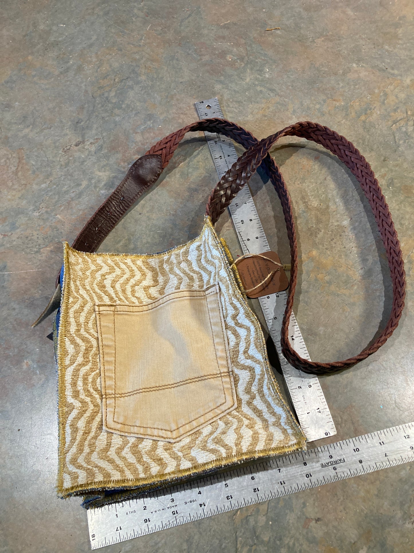 PILAR / Crossbody