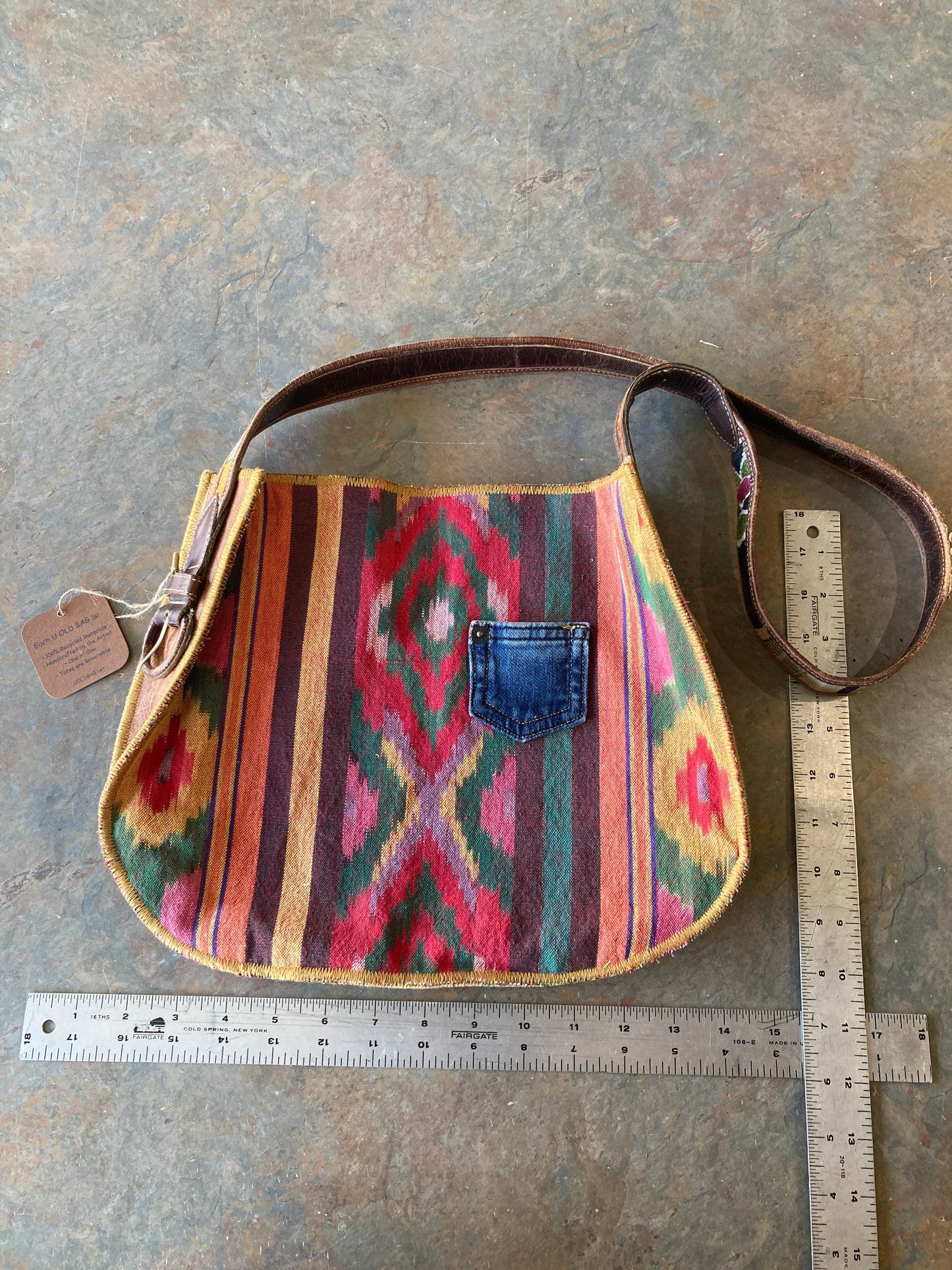 FLO / Crossbody