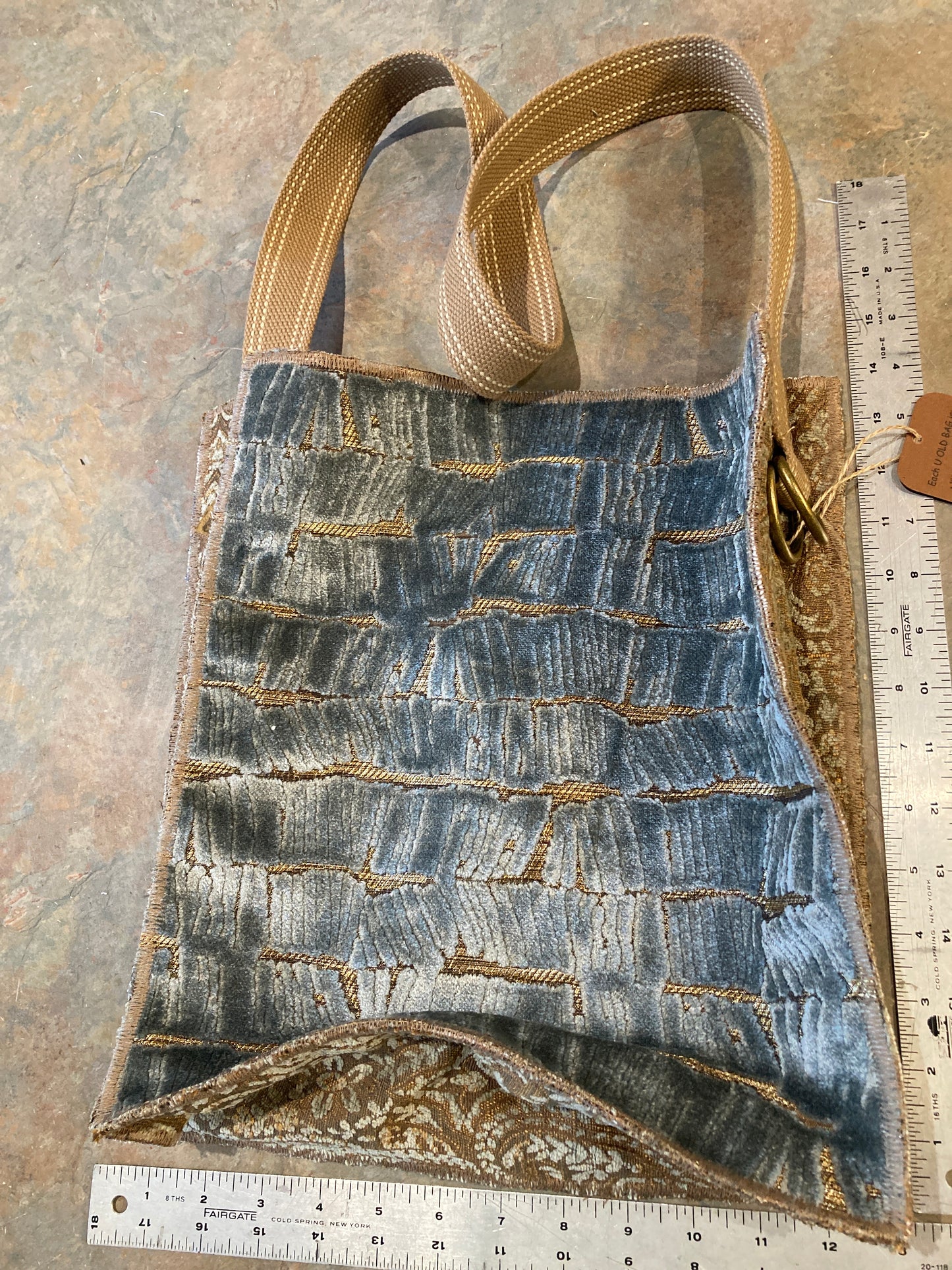 LIZZETTE / Crossbody