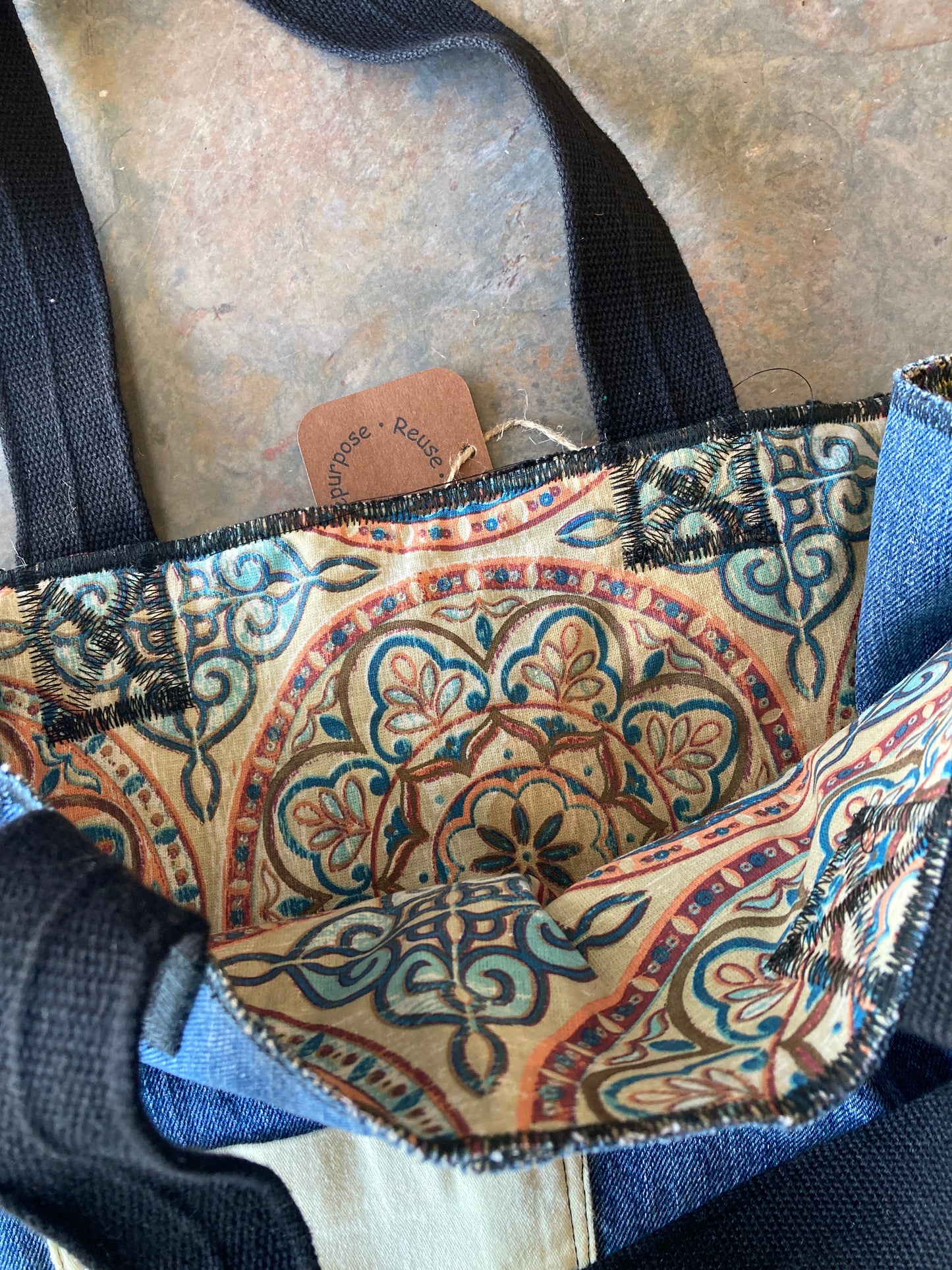 MARGIE / Embroidered Vintage Tote