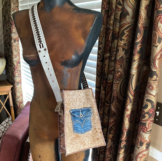 QUINN / Cowhide Crossbody