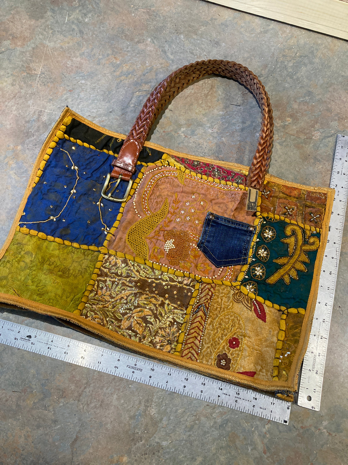 ASTRID / Tote