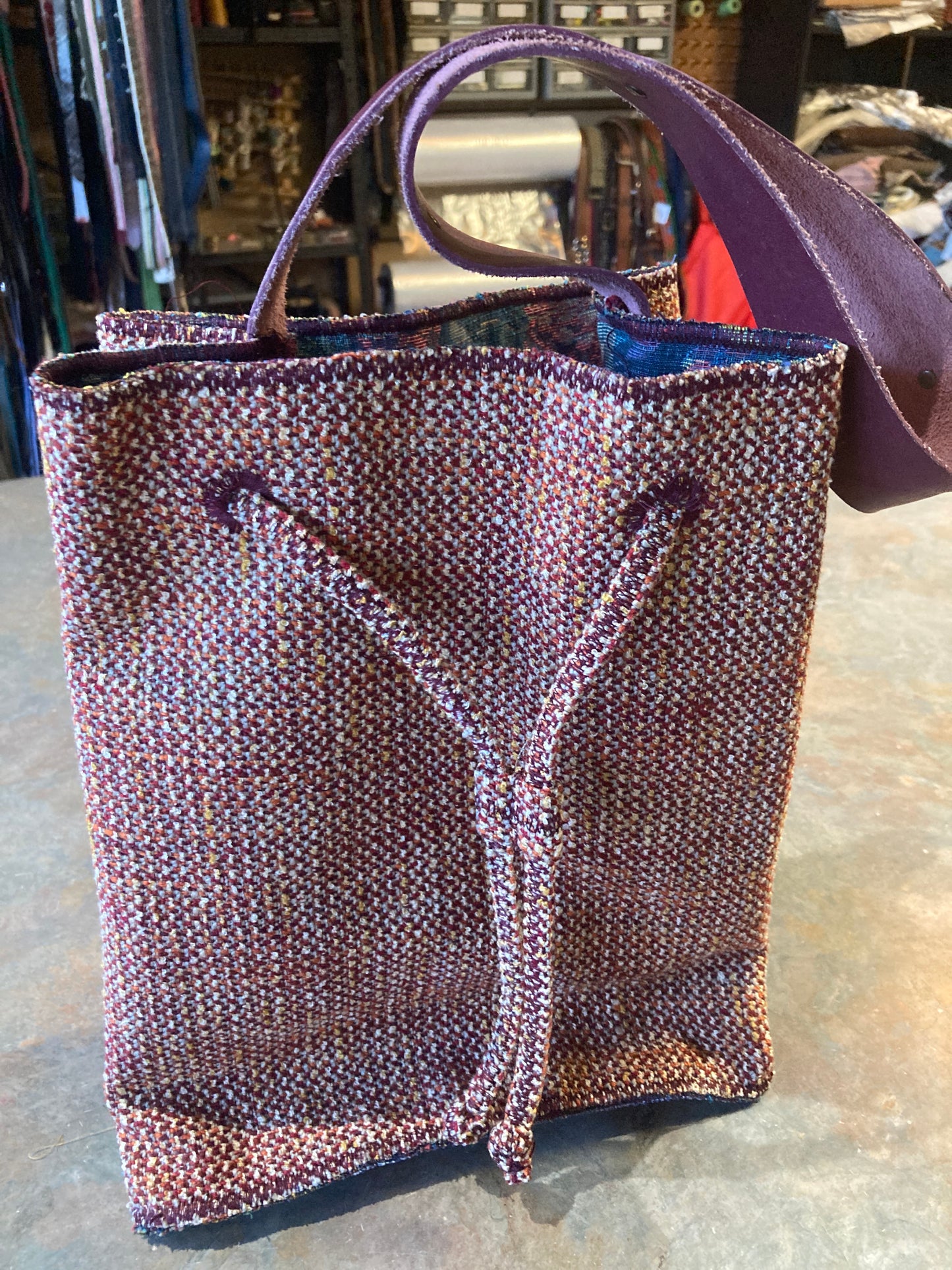 CORAL / Bucket Bag