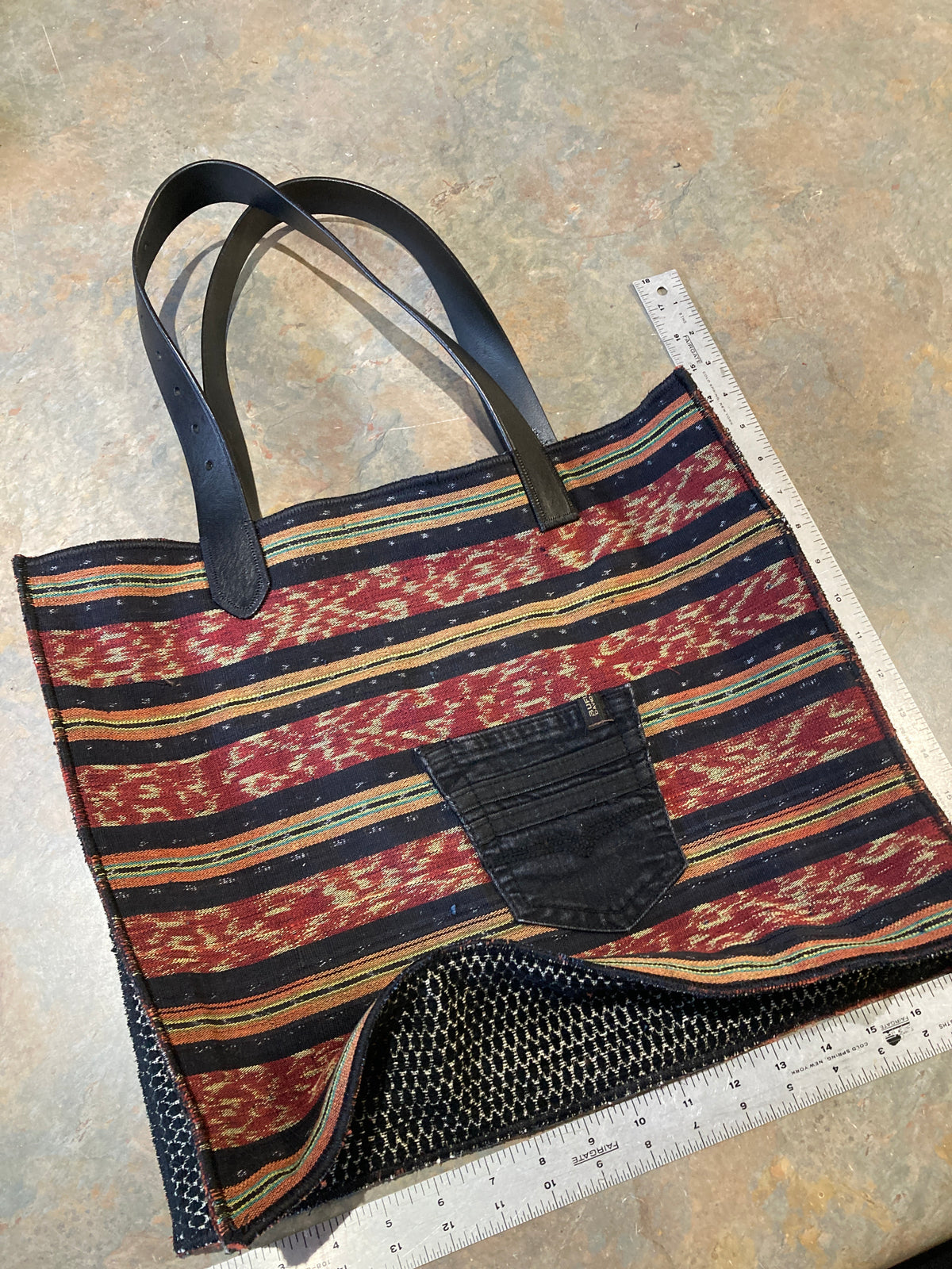 JUJU / Tote