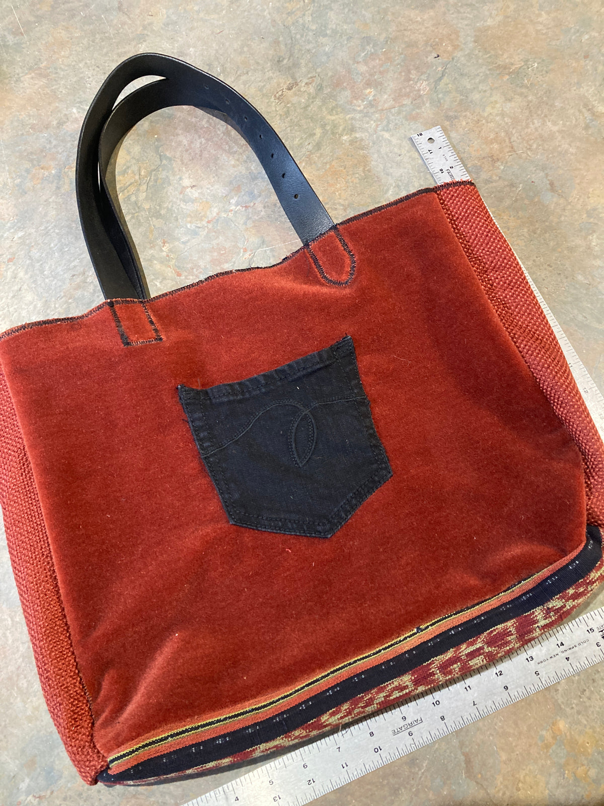 JUJU / Tote