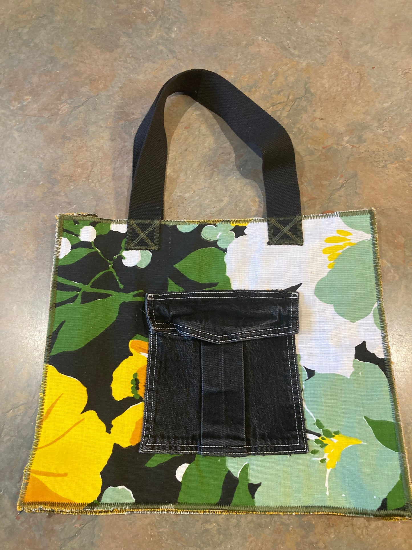 LULA / Tote