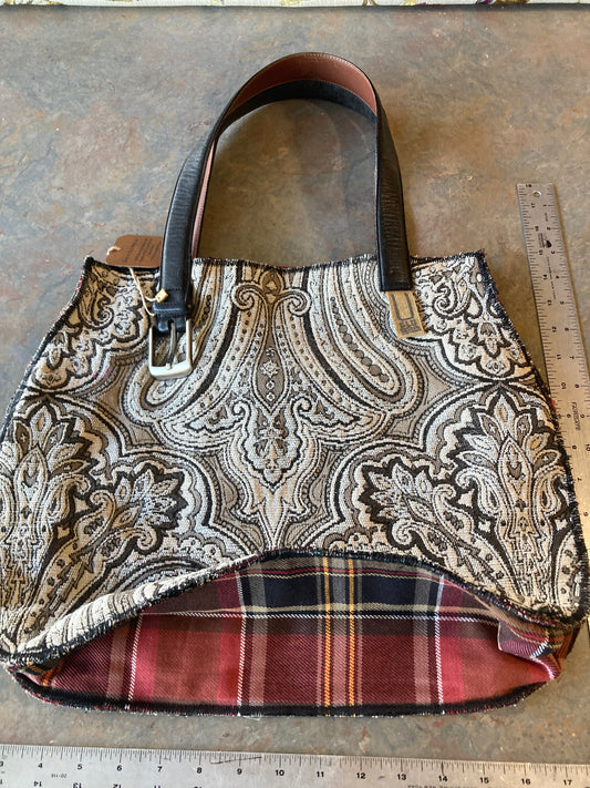 CIANA / Tote