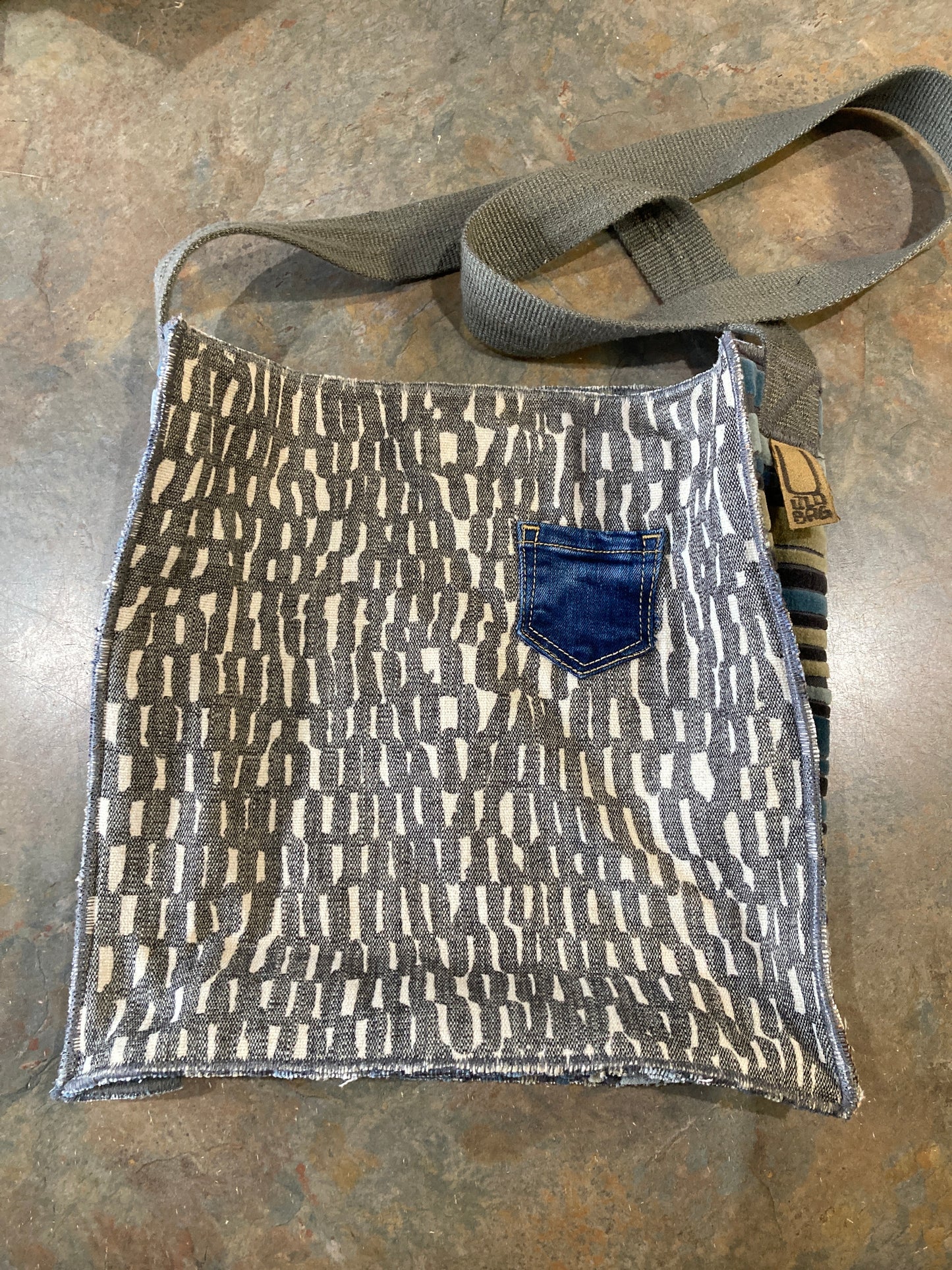 RYALEE / Crossbody