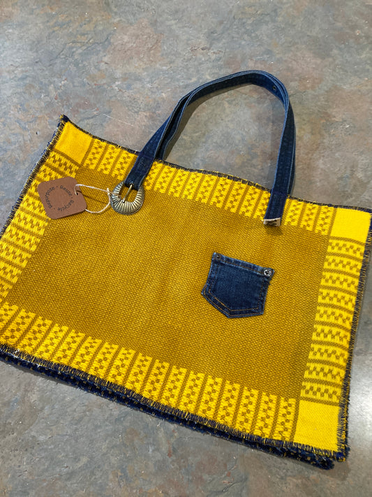 TAISSA / Handbag
