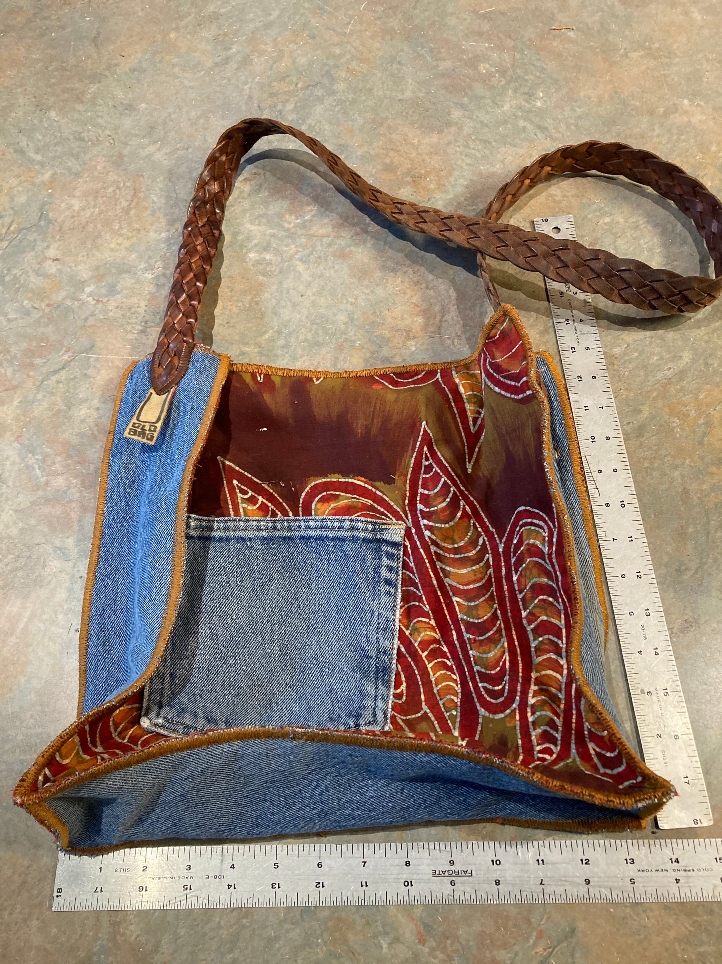 KEANE / Crossbody