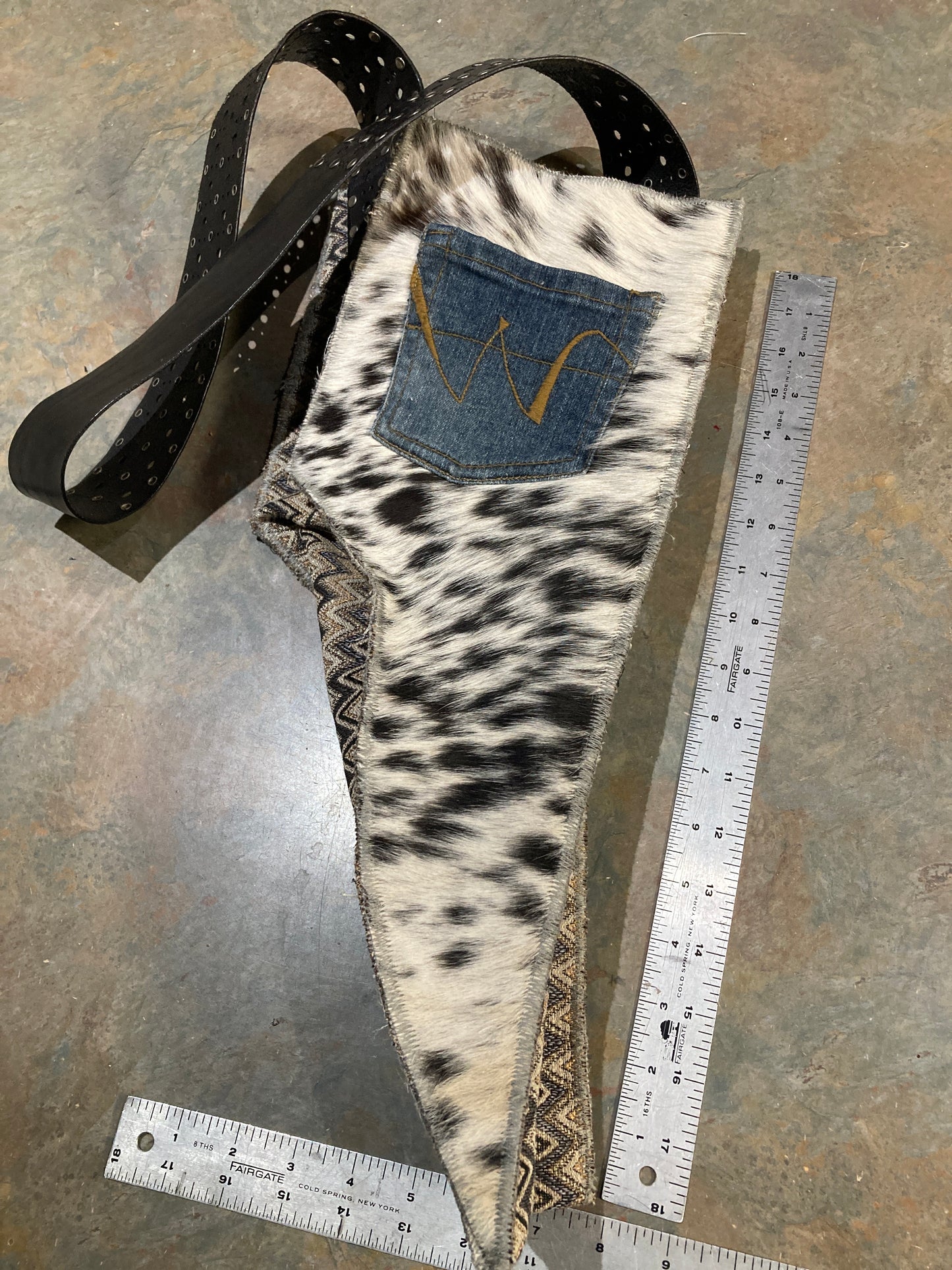 AGATHA / Cowhide Custom
