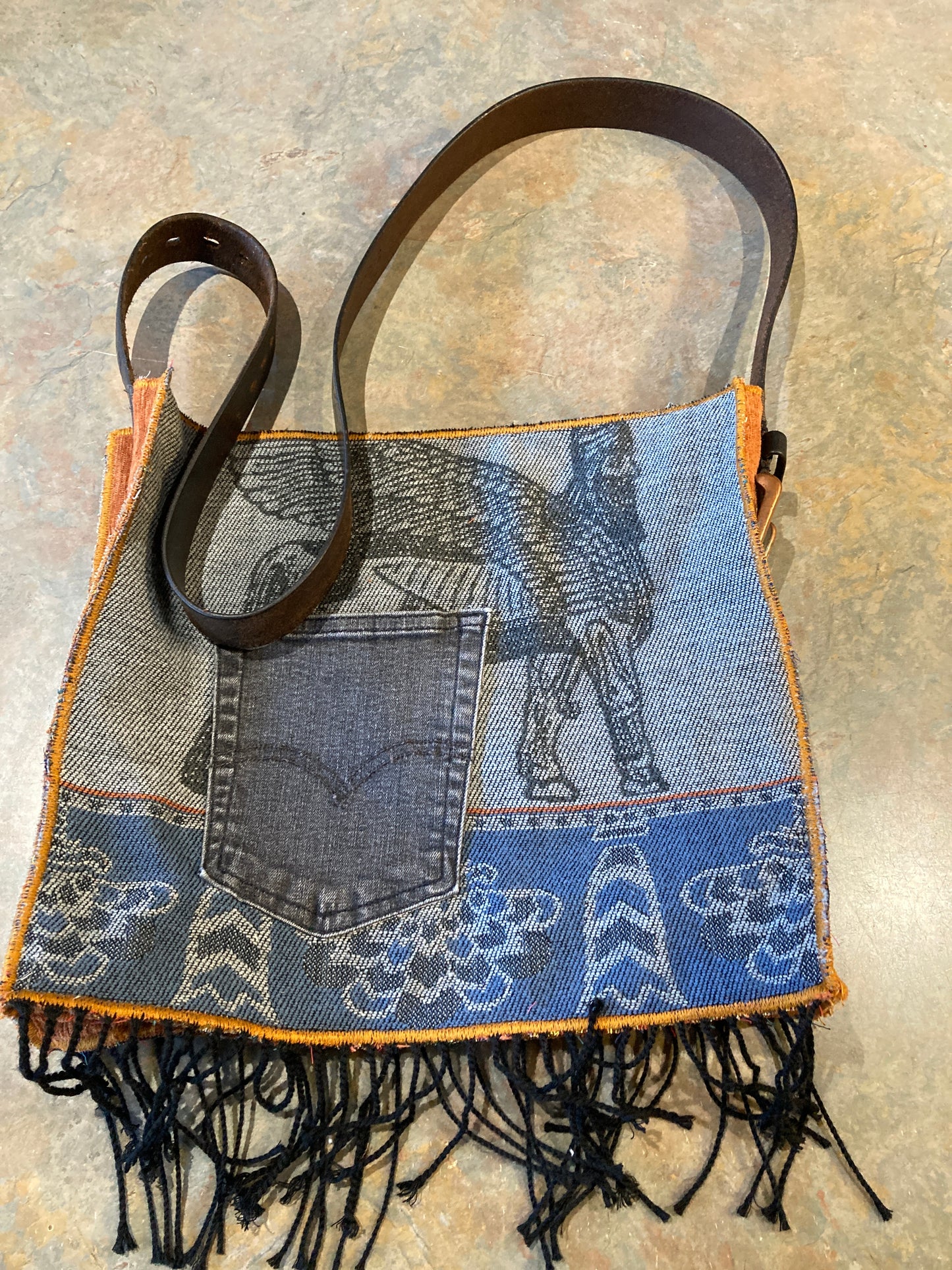 GIGI / Crossbody