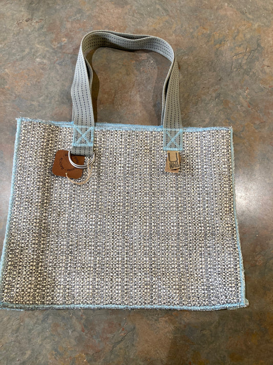 AVERY / Tote