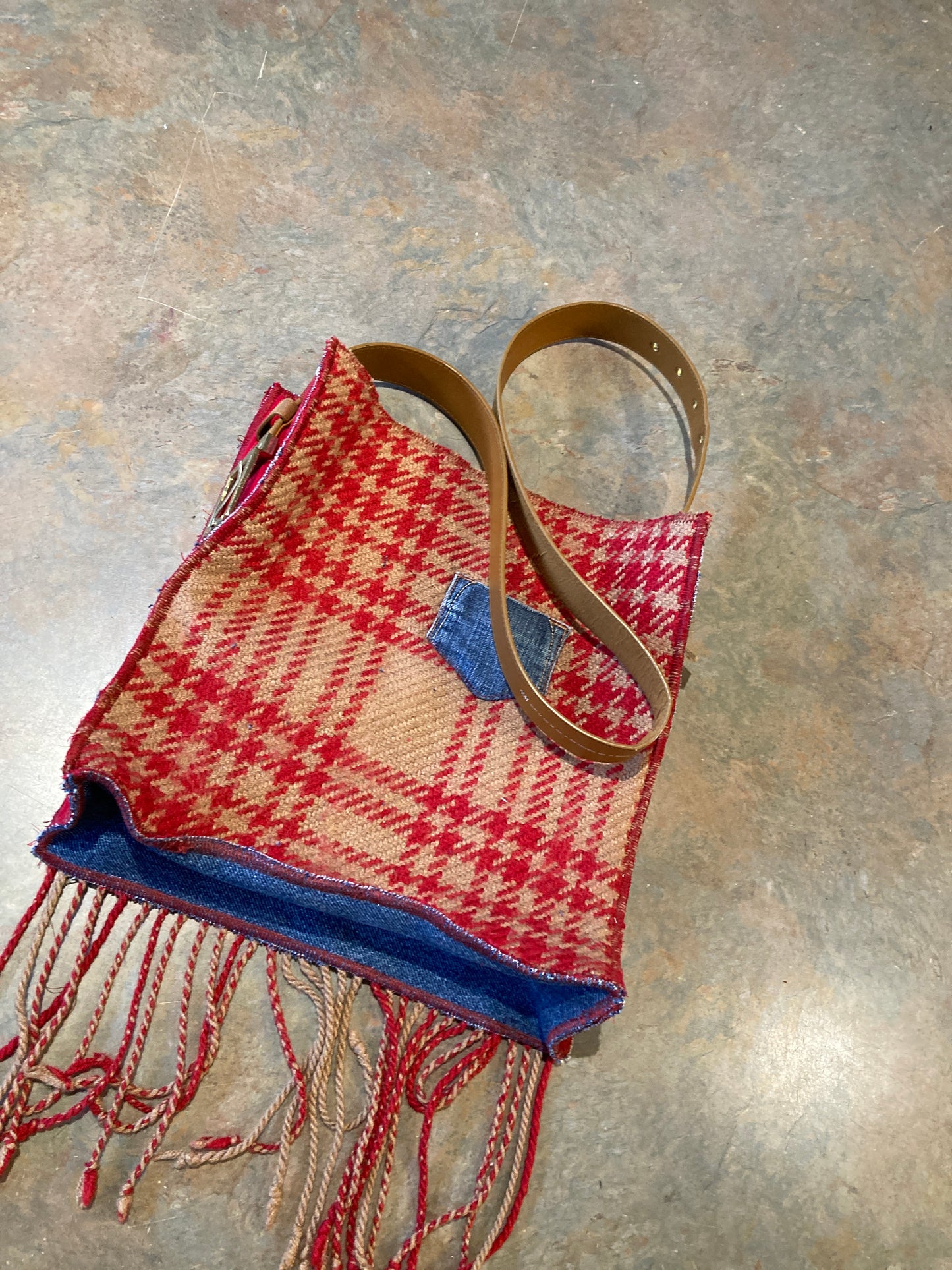 KINDRA / Crossbody