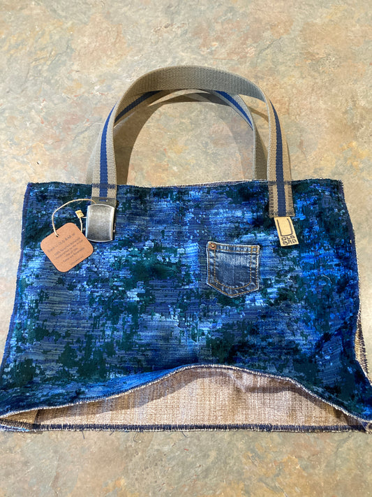 CARLI / Tote