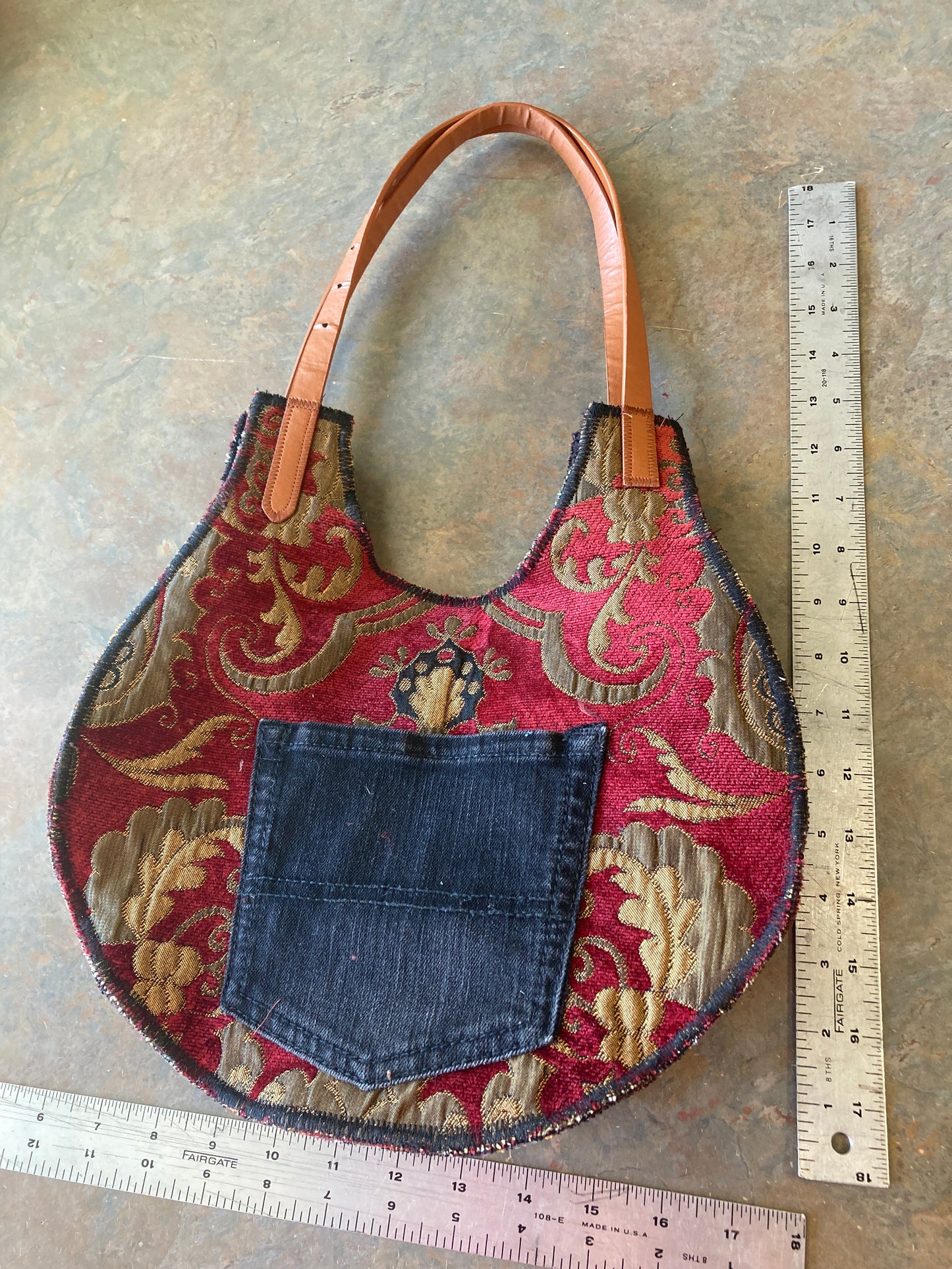 GILLIAN / Embellished Purse