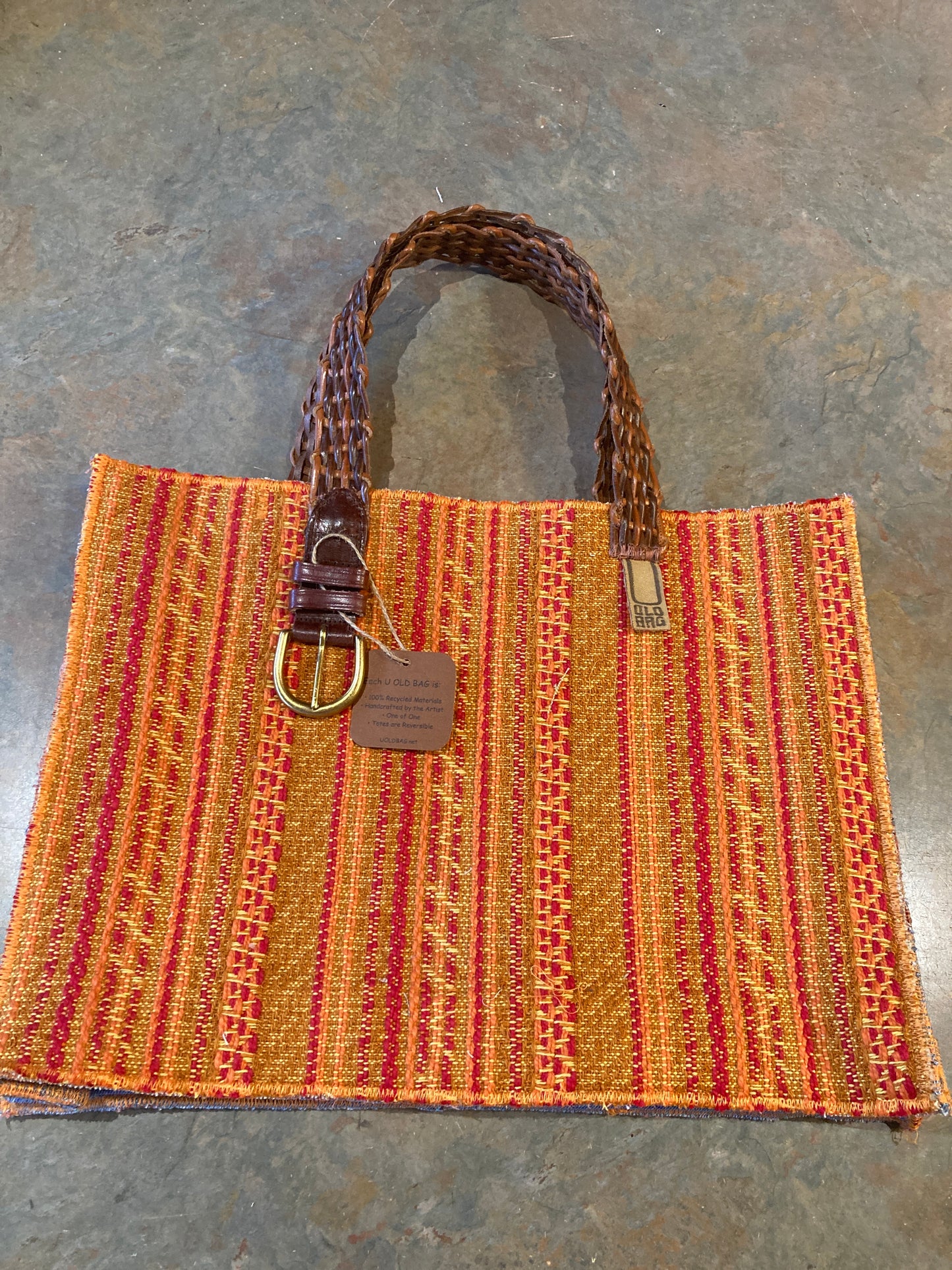 OMARA / Tote