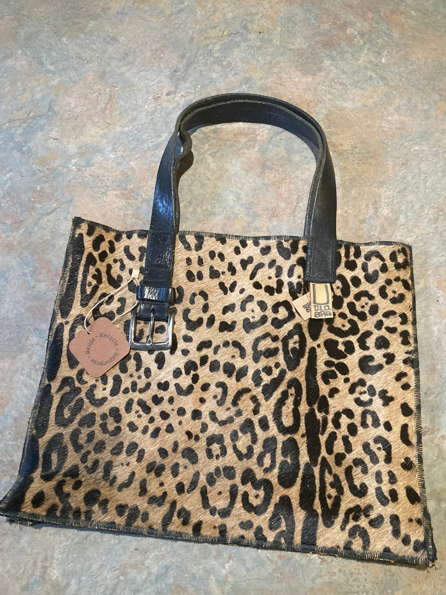 TANYA / Cowhide Tote