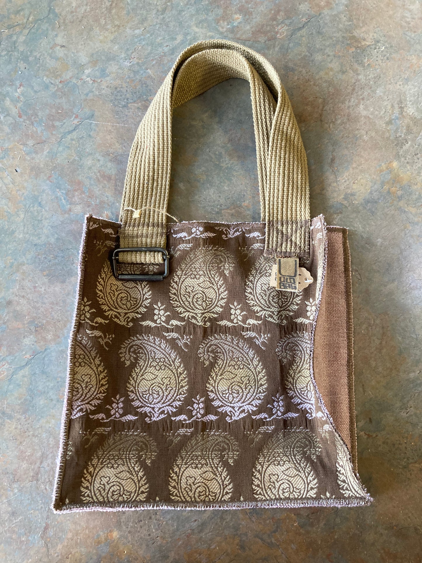 PETRA / Tote