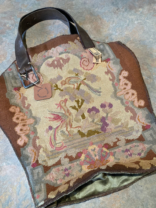 LEAH / Needlepoint Tote