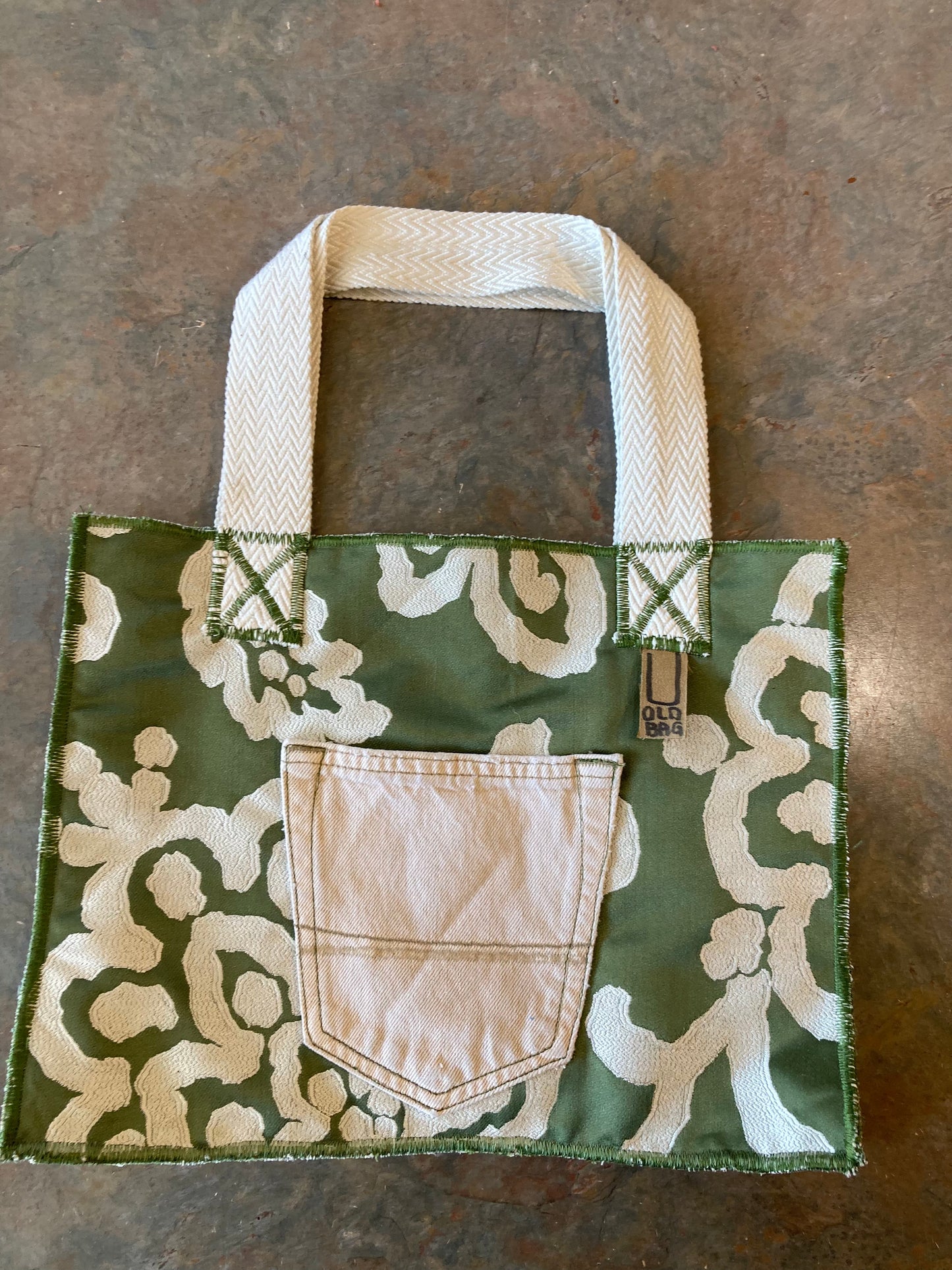 BLYTHE / Tote