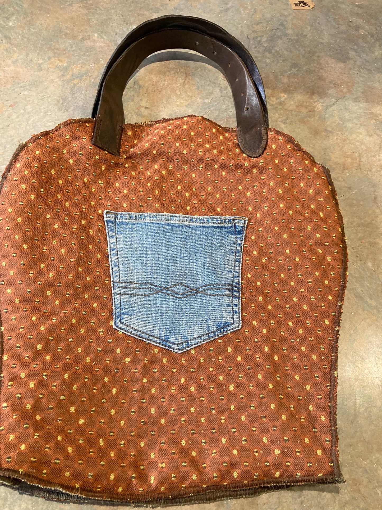 LEAH / Needlepoint Tote