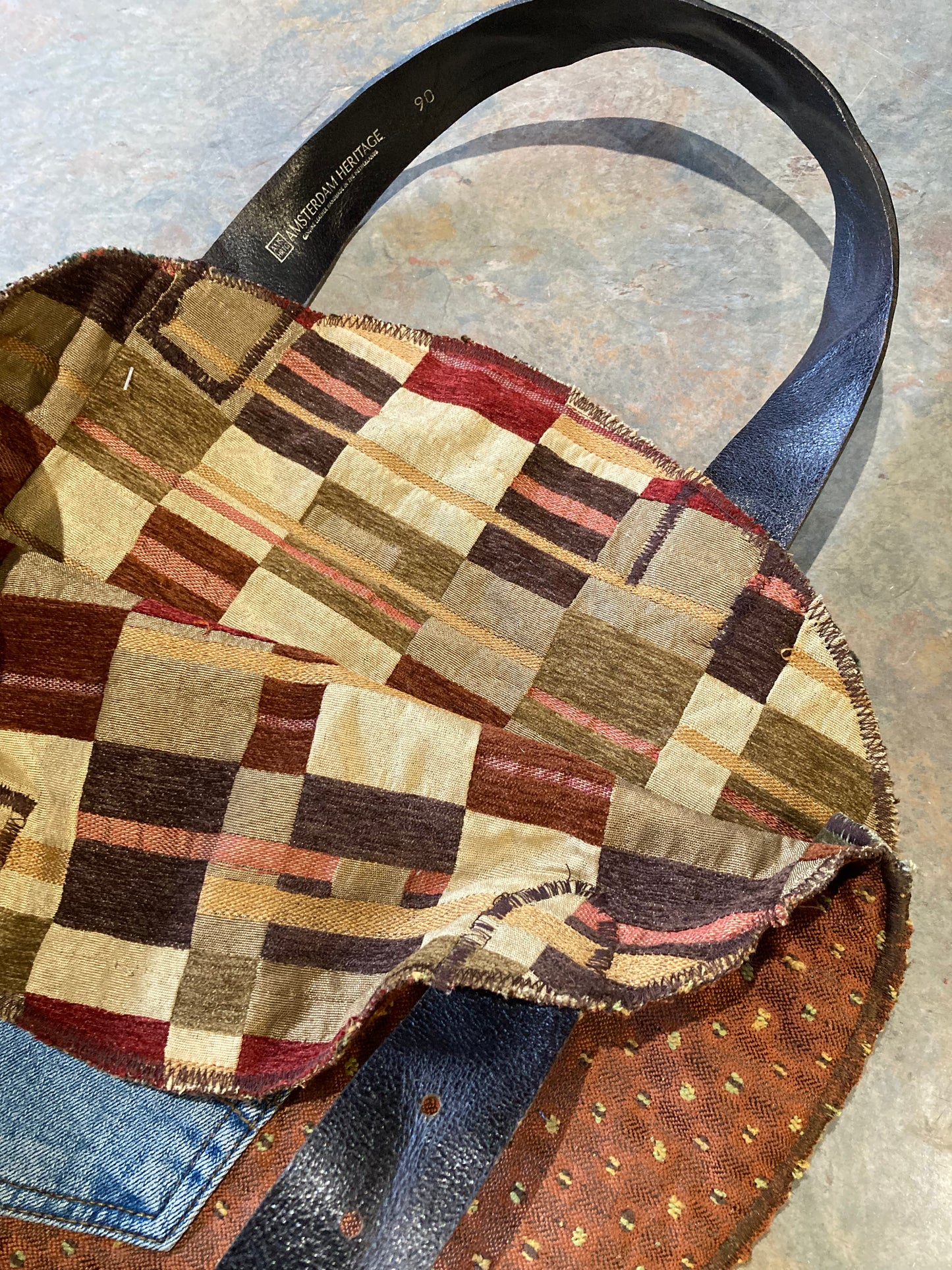 LEAH / Needlepoint Tote